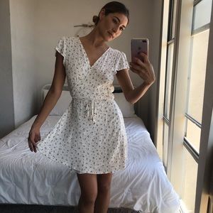 Brandy Melville Rose Bud Robbie Dress